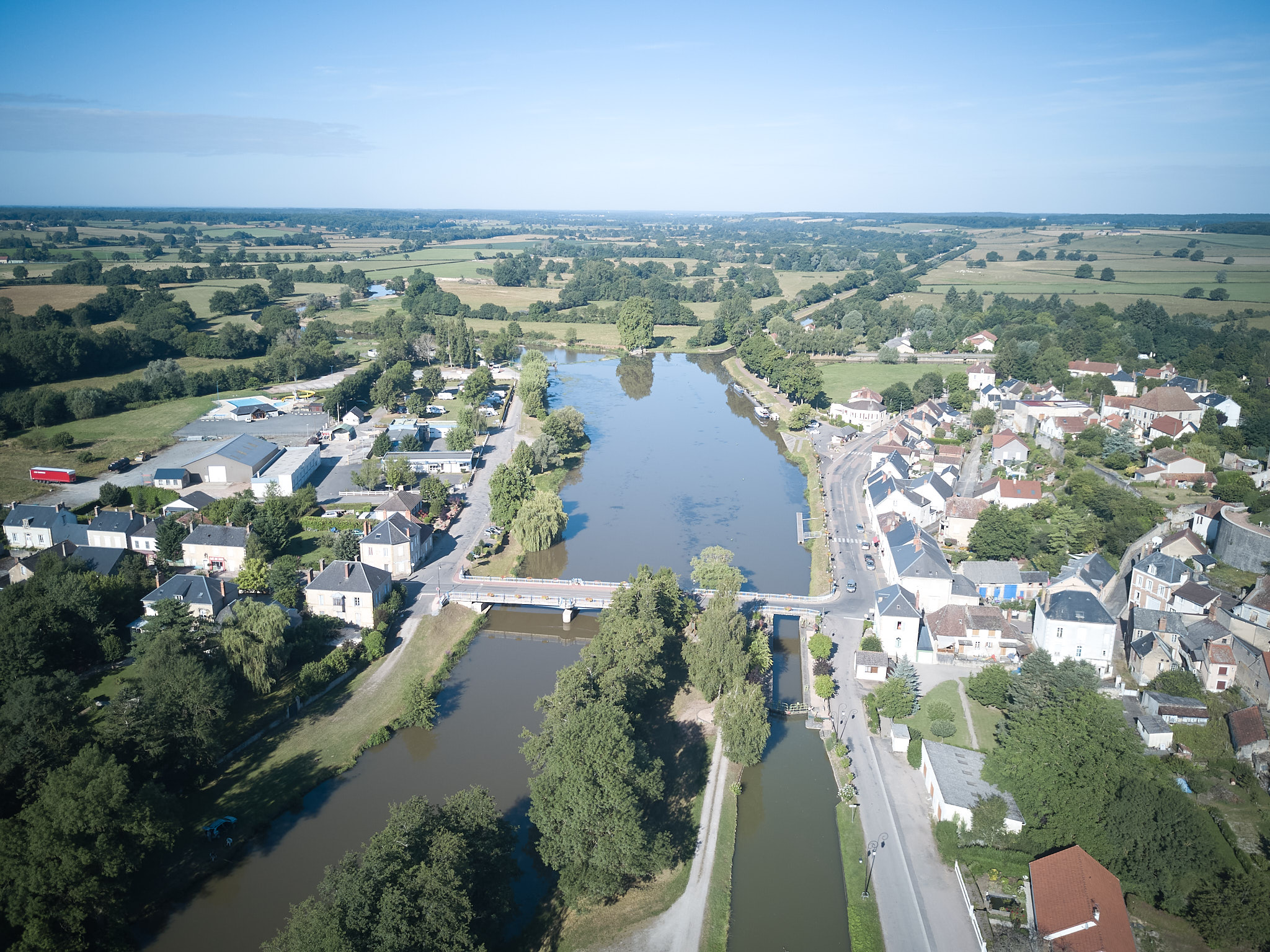 Cercy-la-Tour